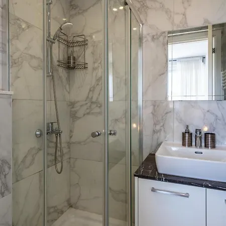 Grace 2-bedroom In Apartment